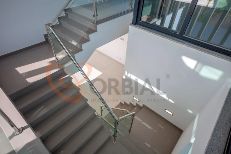 Moradia T4 para Venda em Albufeira e Olhos de Água Foto 47