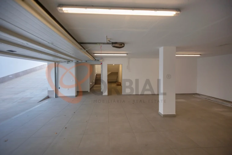 Moradia T4 para Venda em Albufeira e Olhos de Água Foto 51