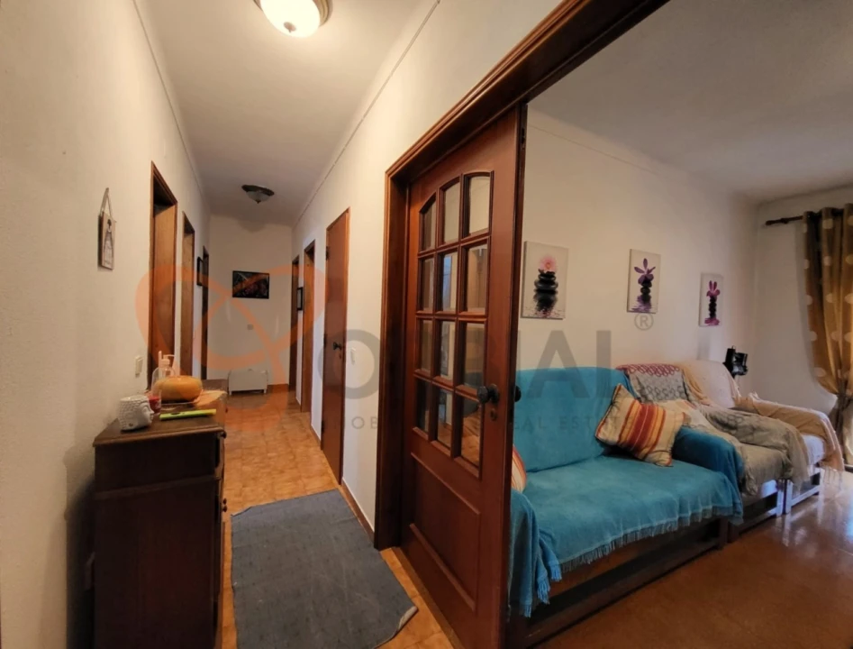 Apartamento T3 para Venda em São Bartolomeu de Messines Foto 3