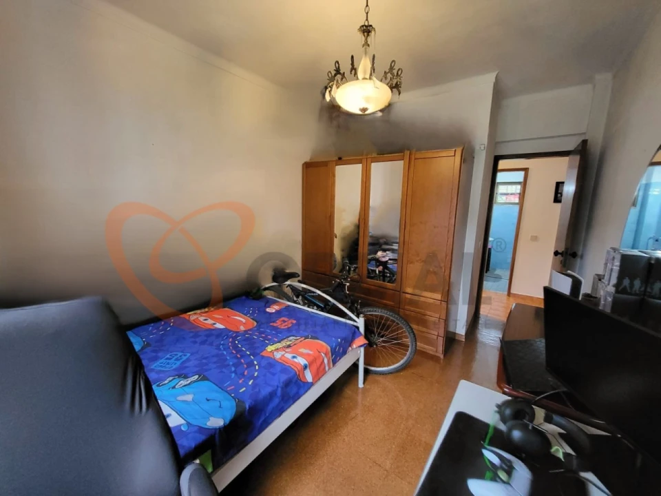 Apartamento T3 para Venda em São Bartolomeu de Messines Foto 14