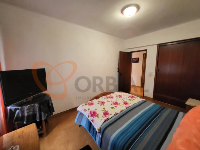 Apartamento T3 para Venda em São Bartolomeu de Messines Foto 8