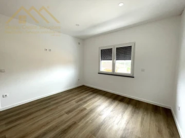 Moradia T6 para Venda em A dos Cunhados e Maceira