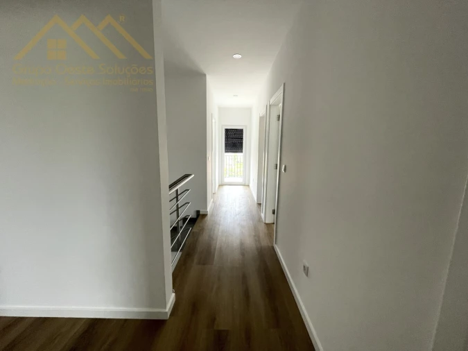 Moradia T6 para Venda em A dos Cunhados e Maceira Foto 30