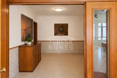 Apartamento T2 para Venda em Charneca de Caparica e Sobreda