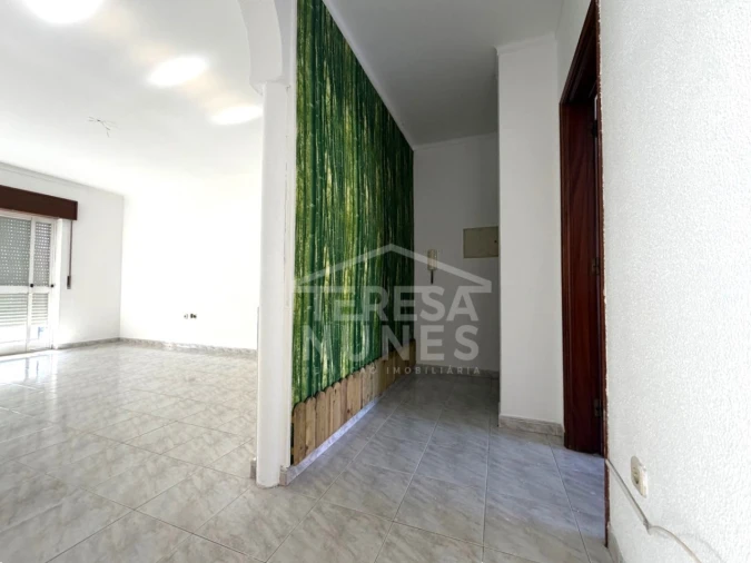 Apartamento T2 para Venda em Quinta do Conde Foto 4