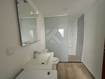 Apartamento T1 para Arrendamento em Funchal (São Pedro)