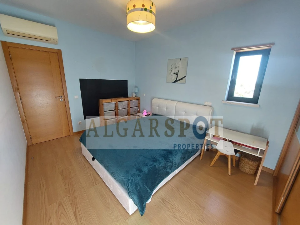 Apartamento T3 para Venda em Quarteira Foto 21