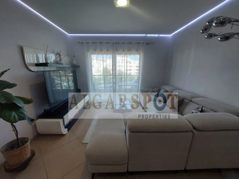 Apartamento T3 para Venda em Quarteira Foto 9