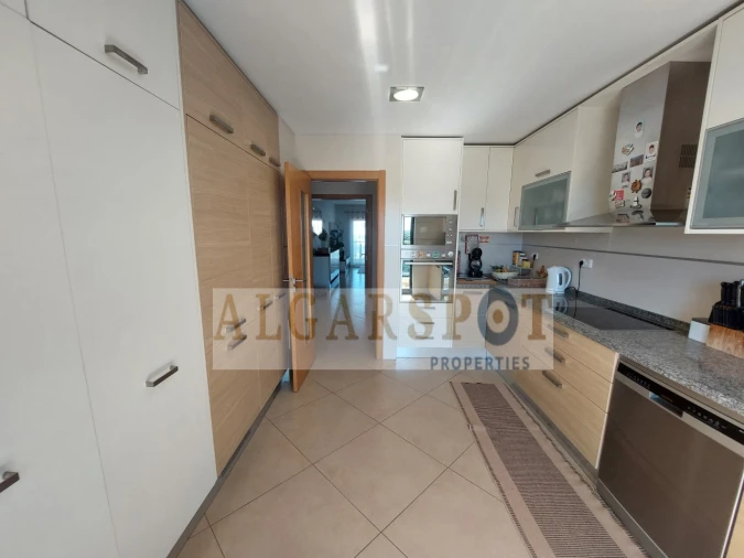 Apartamento T3 para Venda em Quarteira Foto 13
