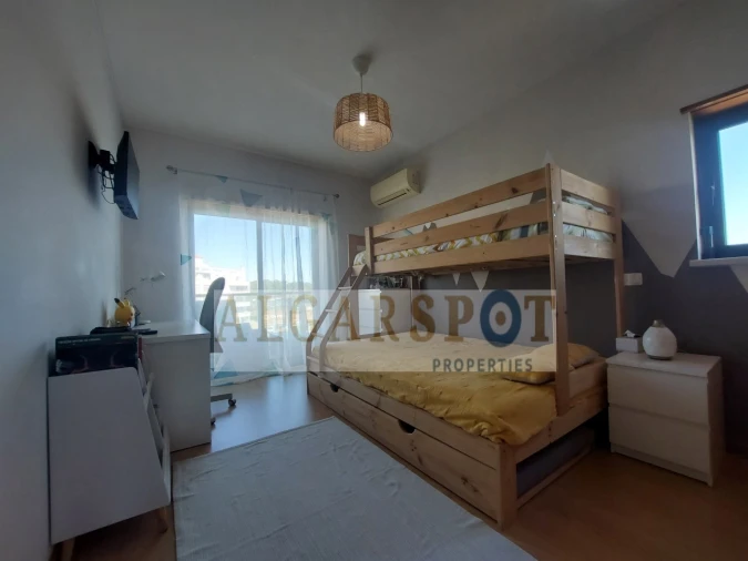 Apartamento T3 para Venda em Quarteira Foto 28