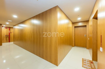 Apartamento T2 para Arrendamento em Caldas de Vizela (São Miguel e São João)