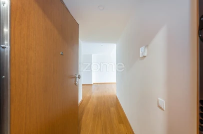 Apartamento T2 para Arrendamento em Caldas de Vizela (São Miguel e São João)