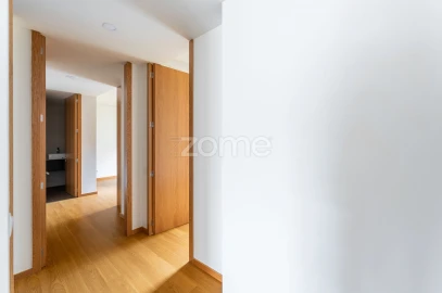 Apartamento T2 para Arrendamento em Caldas de Vizela (São Miguel e São João)