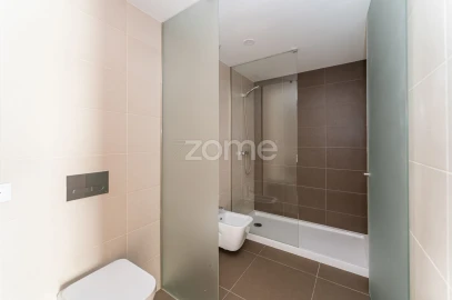 Apartamento T2 para Arrendamento em Caldas de Vizela (São Miguel e São João)