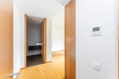 Apartamento T2 para Arrendamento em Caldas de Vizela (São Miguel e São João)