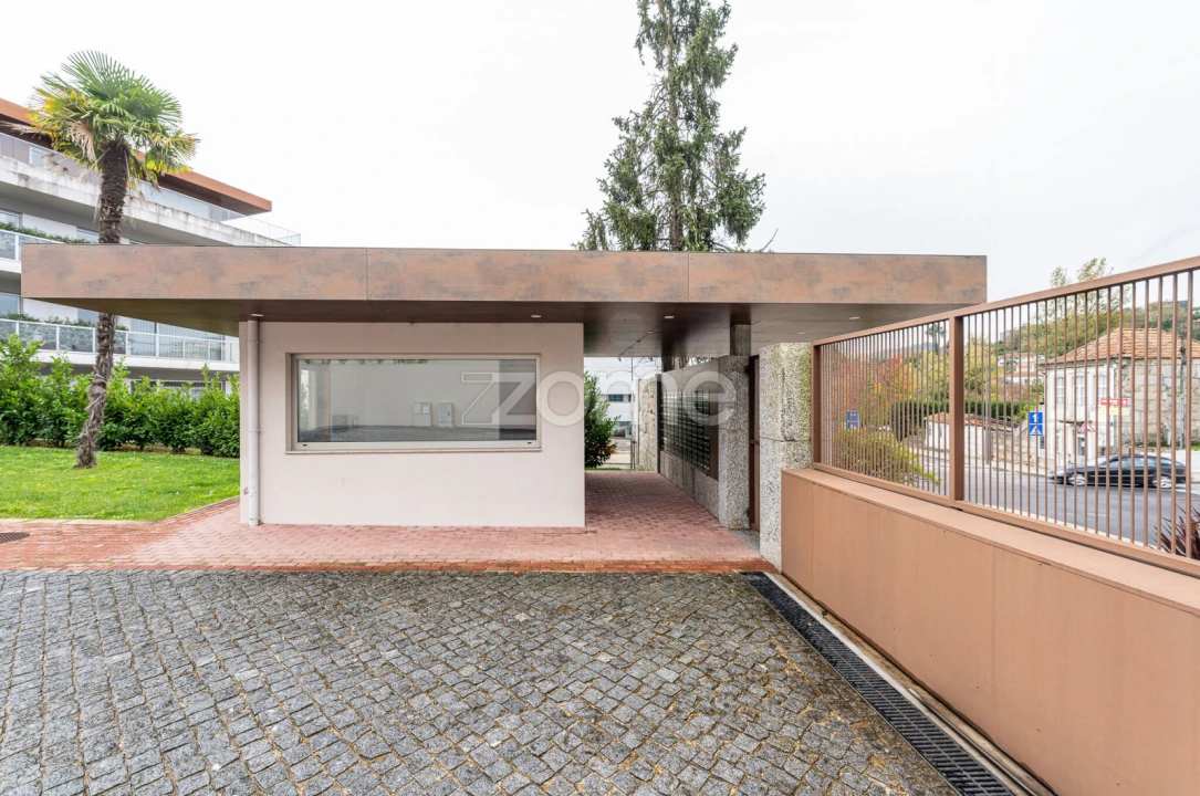 Apartamento T2 para Arrendamento em Caldas de Vizela (São Miguel e São João) Foto 4