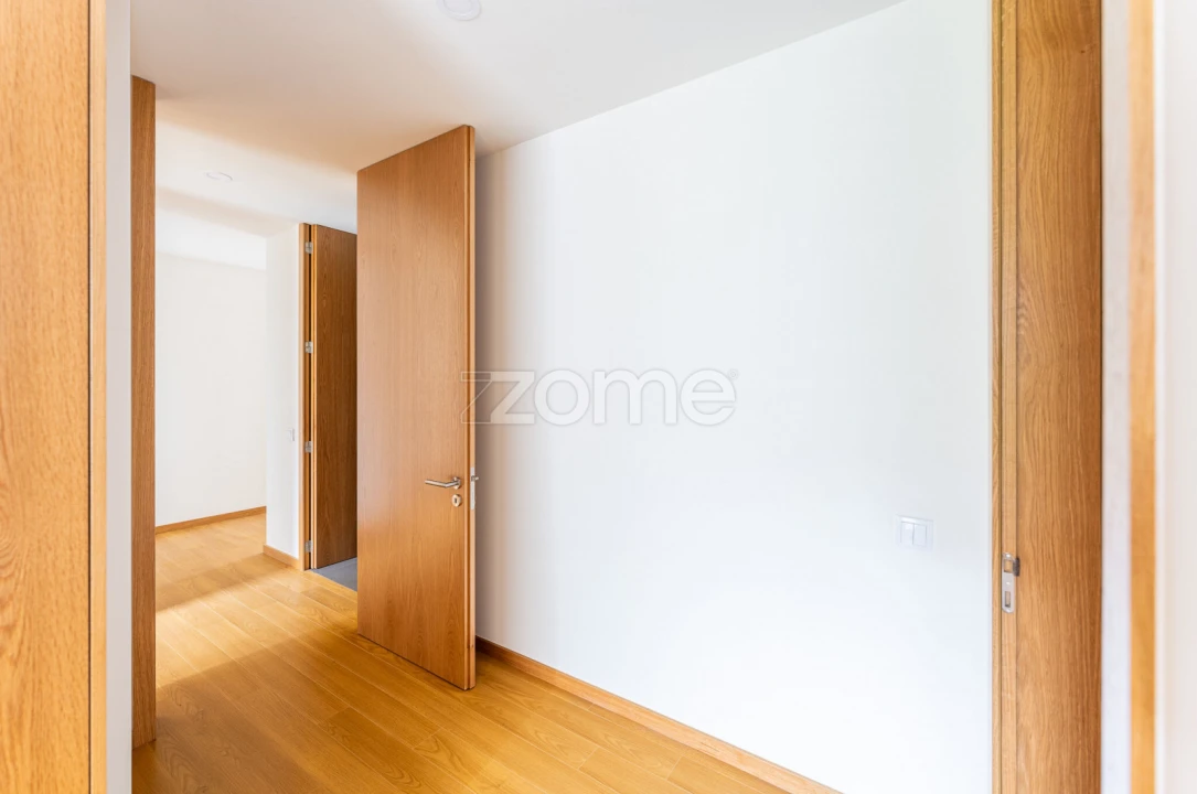 Apartamento T2 para Arrendamento em Caldas de Vizela (São Miguel e São João) Foto 34