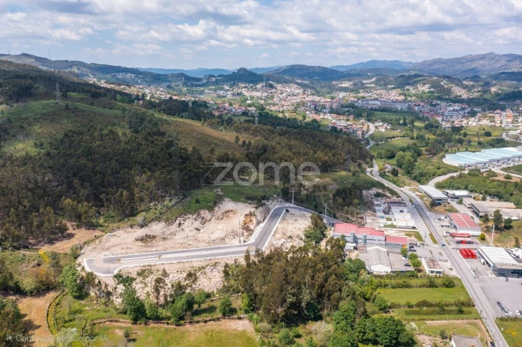Terreno Comércio / Armazém para Venda em Vilela Foto 7