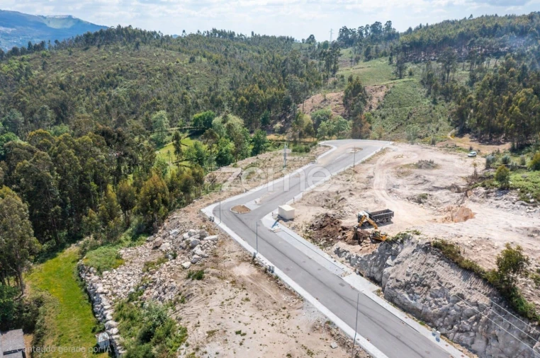 Terreno Comércio / Armazém para Venda em Vilela Foto 10