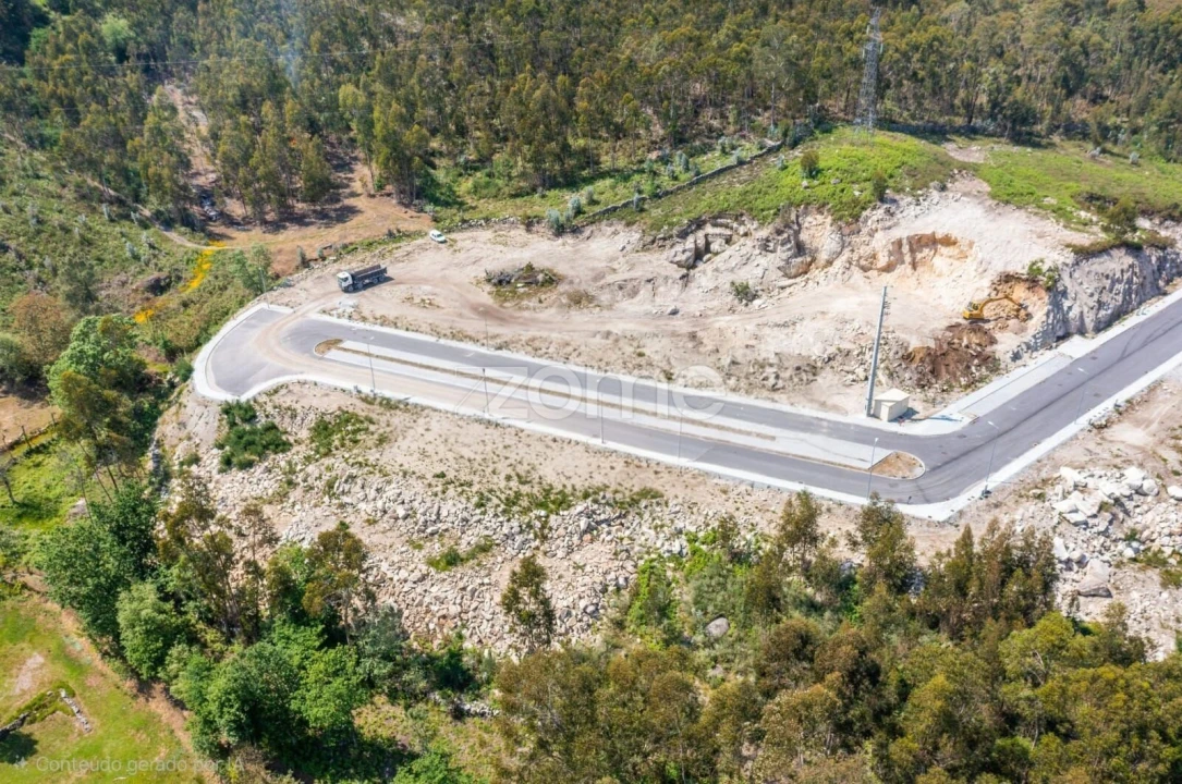 Terreno Comércio / Armazém para Venda em Vilela Foto 14