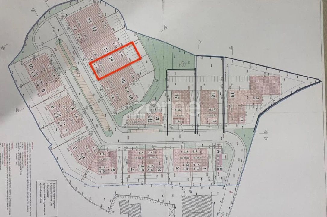 Terreno Comércio / Armazém para Venda em Vilela Foto 1