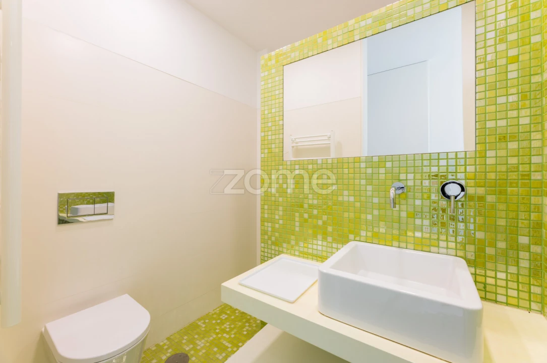 Moradia T4 para Venda em Santa Lucrécia de Algeriz e Navarra Foto 15