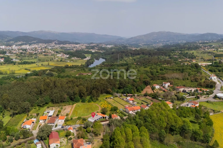 Moradia T4 para Venda em Santa Lucrécia de Algeriz e Navarra Foto 31