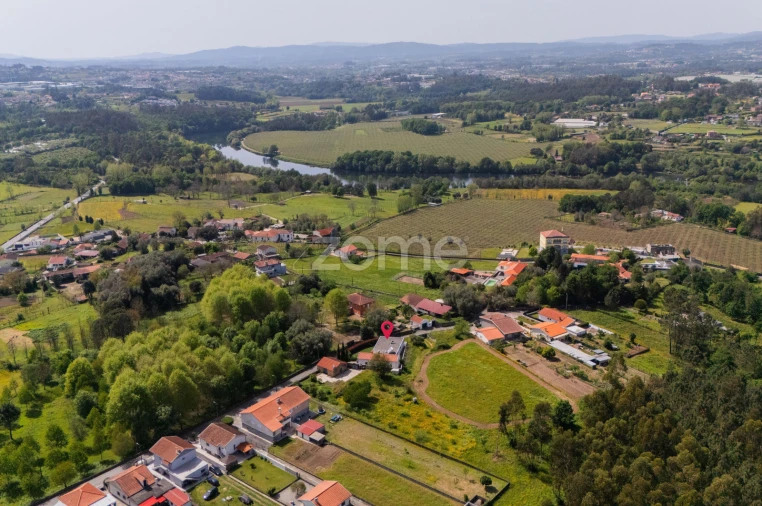 Moradia T4 para Venda em Santa Lucrécia de Algeriz e Navarra Foto 33
