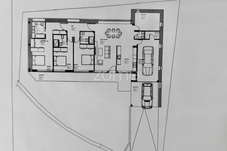 Moradia T4 para Venda em Santa Lucrécia de Algeriz e Navarra Planta 1