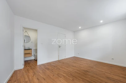 Moradia T4 para Venda em Lanhelas