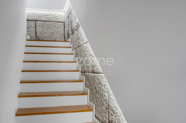 Moradia T4 para Venda em Lanhelas Foto 17