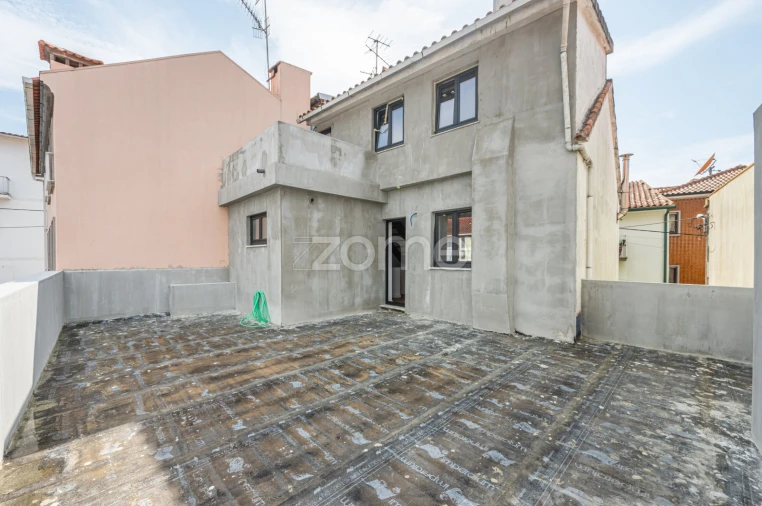 Moradia T4 para Venda em Lanhelas Foto 26