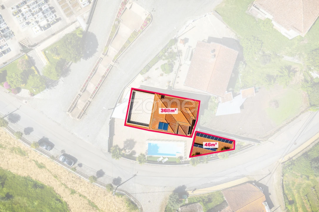 Moradia T5 para Venda em Codeçoso Foto 53