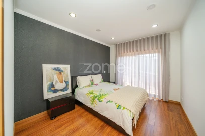 Moradia T5 para Venda em Codeçoso