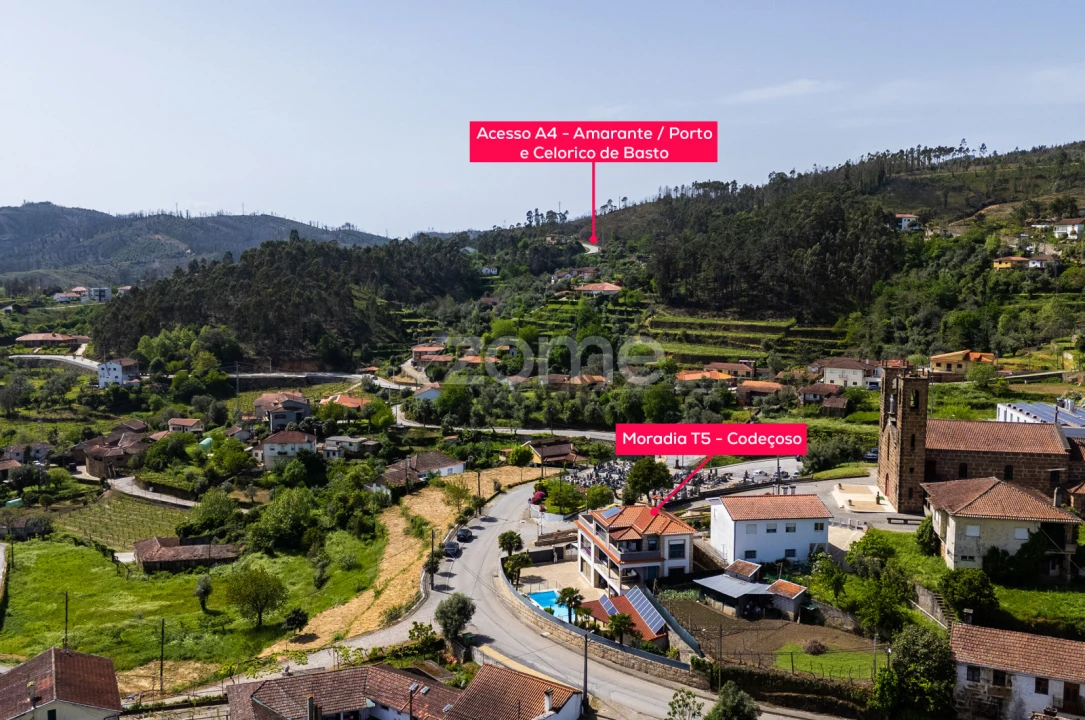 Moradia T5 para Venda em Codeçoso Foto 52