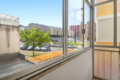 Apartamento T4 para Venda em São Domingos de Benfica