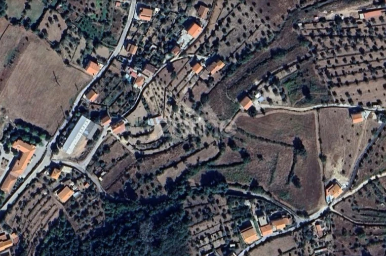 Terreno para Venda em São Paio Foto 3