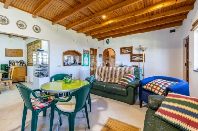 Moradia T5 para Venda em Vau