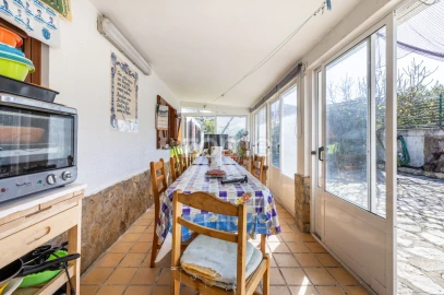 Moradia T5 para Venda em Vau