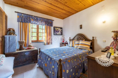 Moradia T5 para Venda em Vau