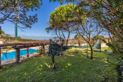 Moradia T5 para Venda em Vau