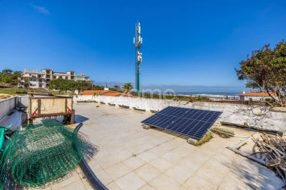 Moradia T5 para Venda em Vau