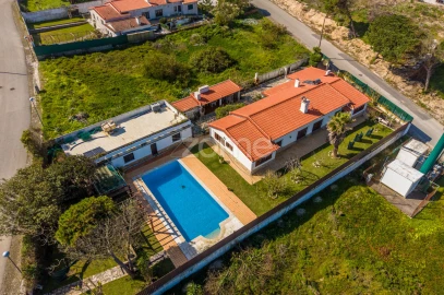 Moradia T5 para Venda em Vau
