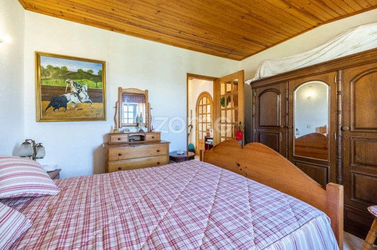 Moradia T5 para Venda em Vau Foto 42