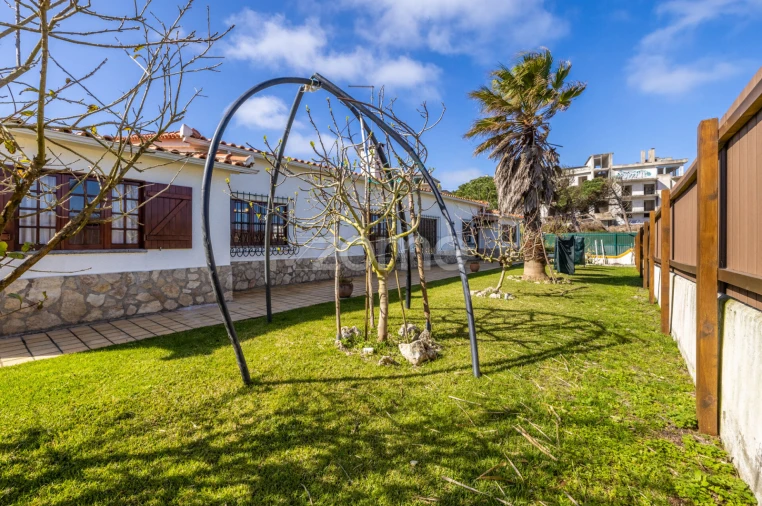 Moradia T5 para Venda em Vau Foto 59