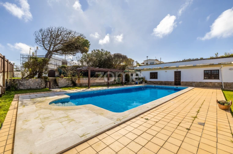 Moradia T5 para Venda em Vau Foto 61