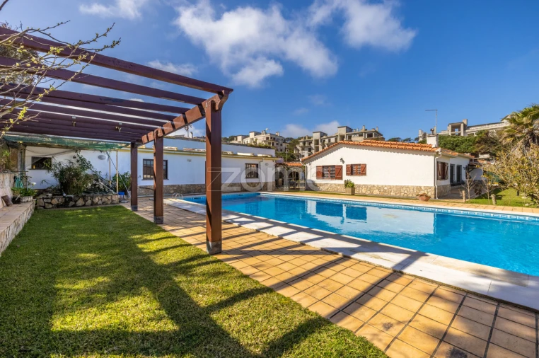 Moradia T5 para Venda em Vau Foto 63