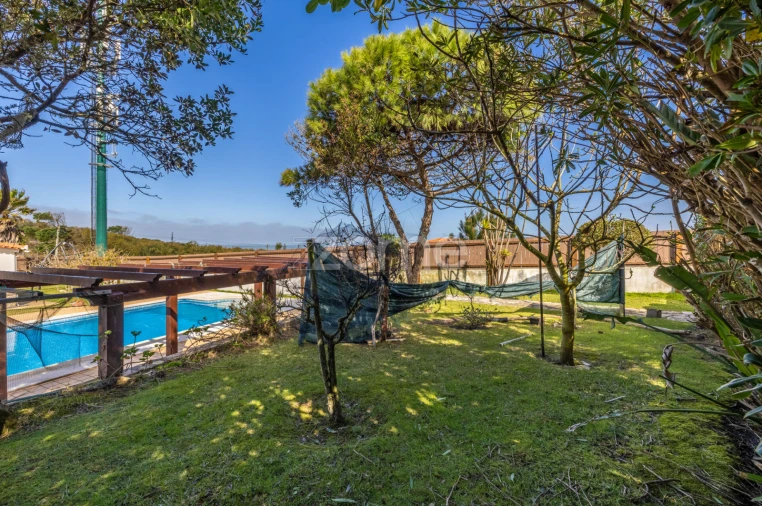 Moradia T5 para Venda em Vau Foto 71