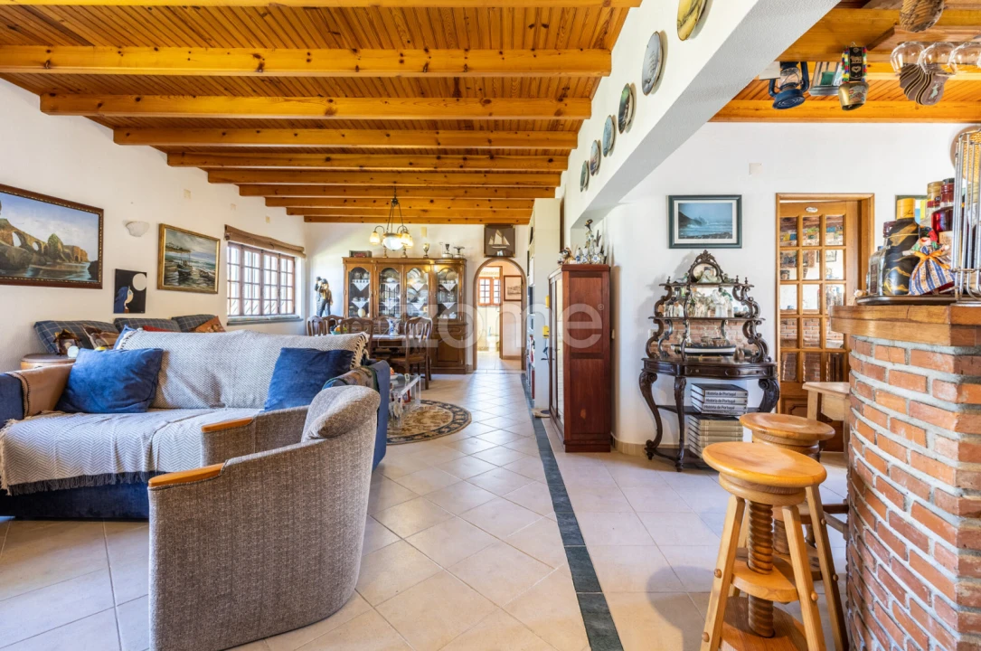 Moradia T5 para Venda em Vau Foto 24