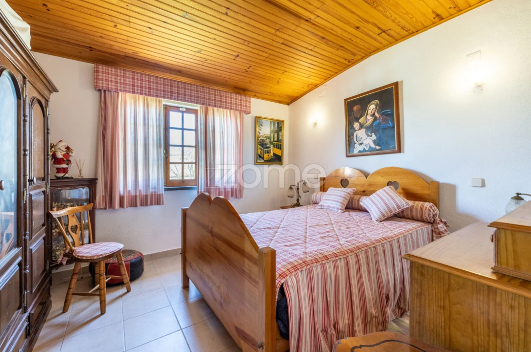 Moradia T5 para Venda em Vau Foto 41